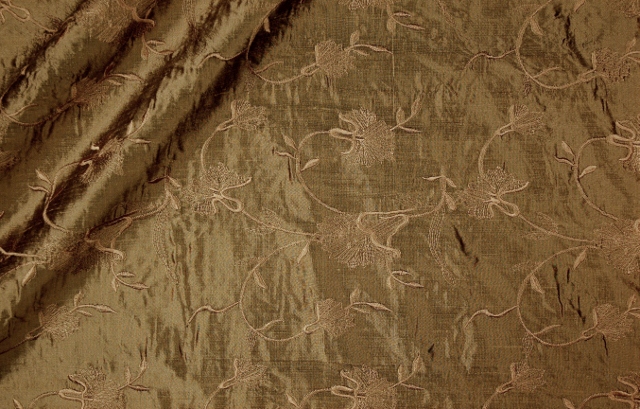 Silk Fabric Embroidered Douppioni Yarn Dyed Shantung I-64-1057